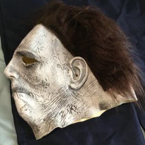 Youth Medium - Michael Myers - Spirit Halloween Outfit - Mask and Jumpsuit